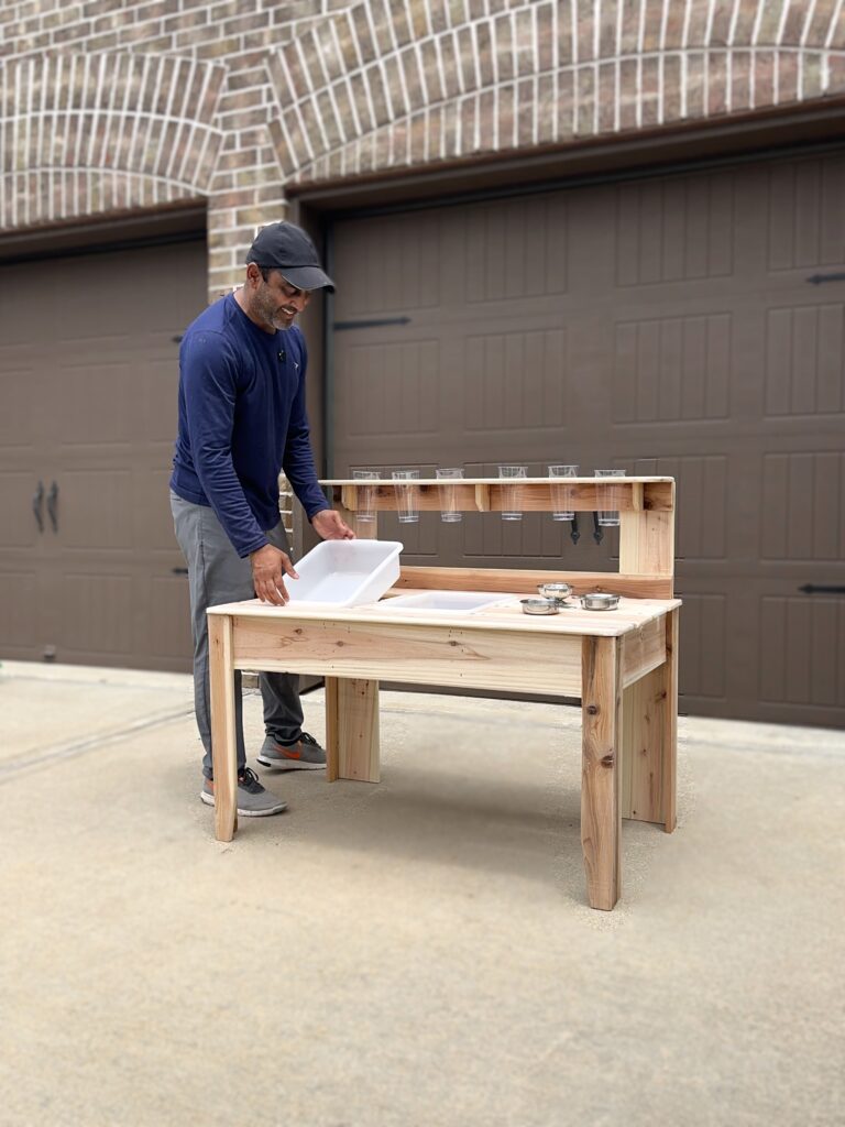 Basic Kids Cedar Mud Kitchen