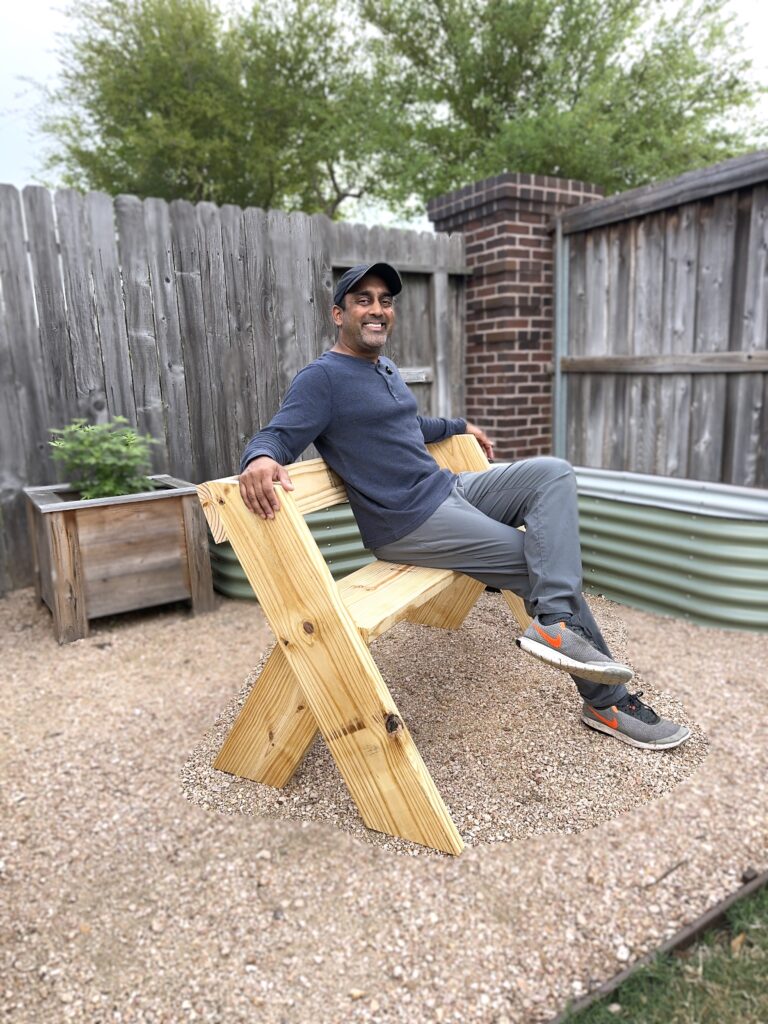$25 Super Simple Outdoor Bench