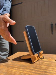 Screwless Wooden Phone Stand